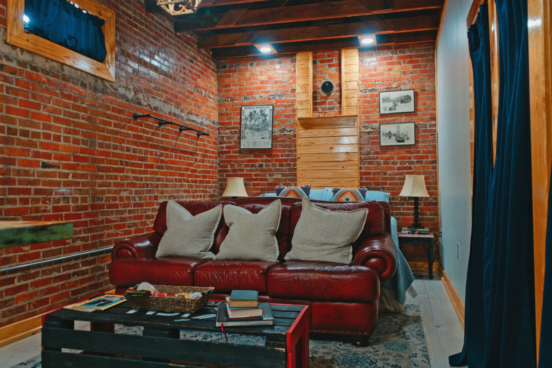 The Groom's Room